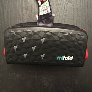 Mifold folding booster seat